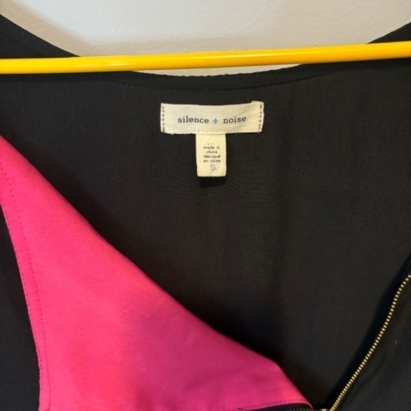 Sunday + Noise, Women's Black & Pink, Zipper detail, 3/4 Sleeve Tunic, SZ SM - Picture 8 of 8